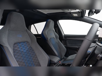 Used Volkswagen Golf 2025 for sale - 75734904: Photo