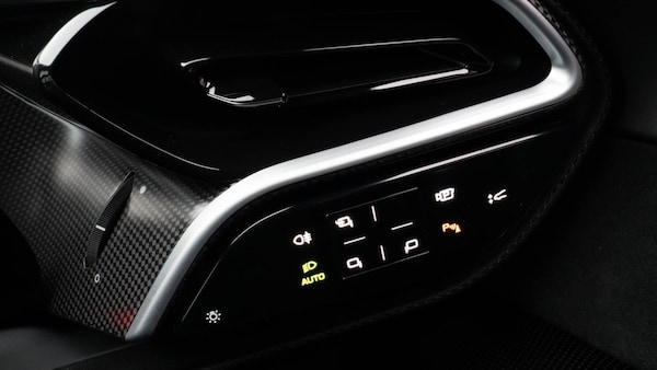 Used Ferrari 296 GTB 2023 for sale - 76217023: Photo 27