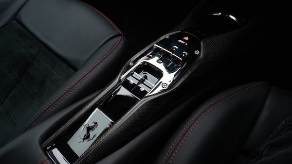 Used Ferrari 296 GTB 2023 for sale - 76217023: Photo 31