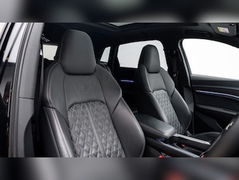 Used Audi SQ8 e-tron 2023 for sale - 78055252: Photo