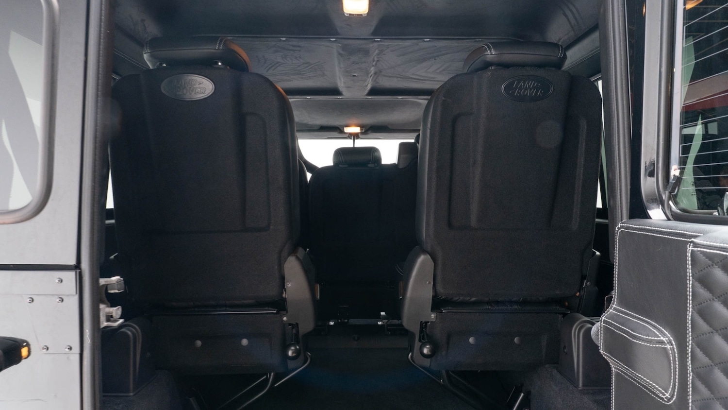 Used Land Rover Defender 2015 for sale - 76556784: Photo 17