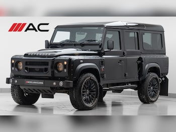 Land Rover - Defender