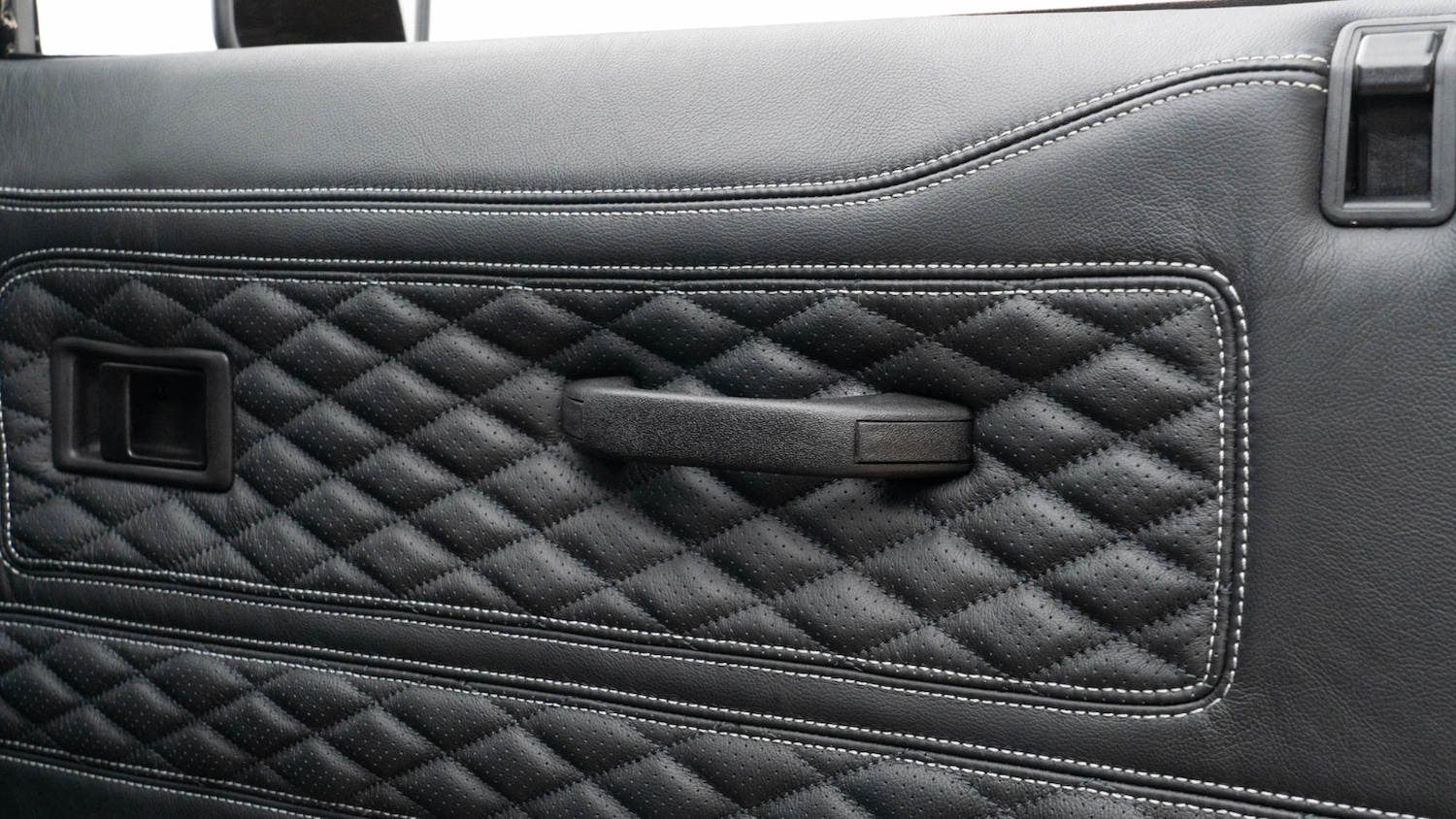 Used Land Rover Defender 2015 for sale - 76556784: Photo 28