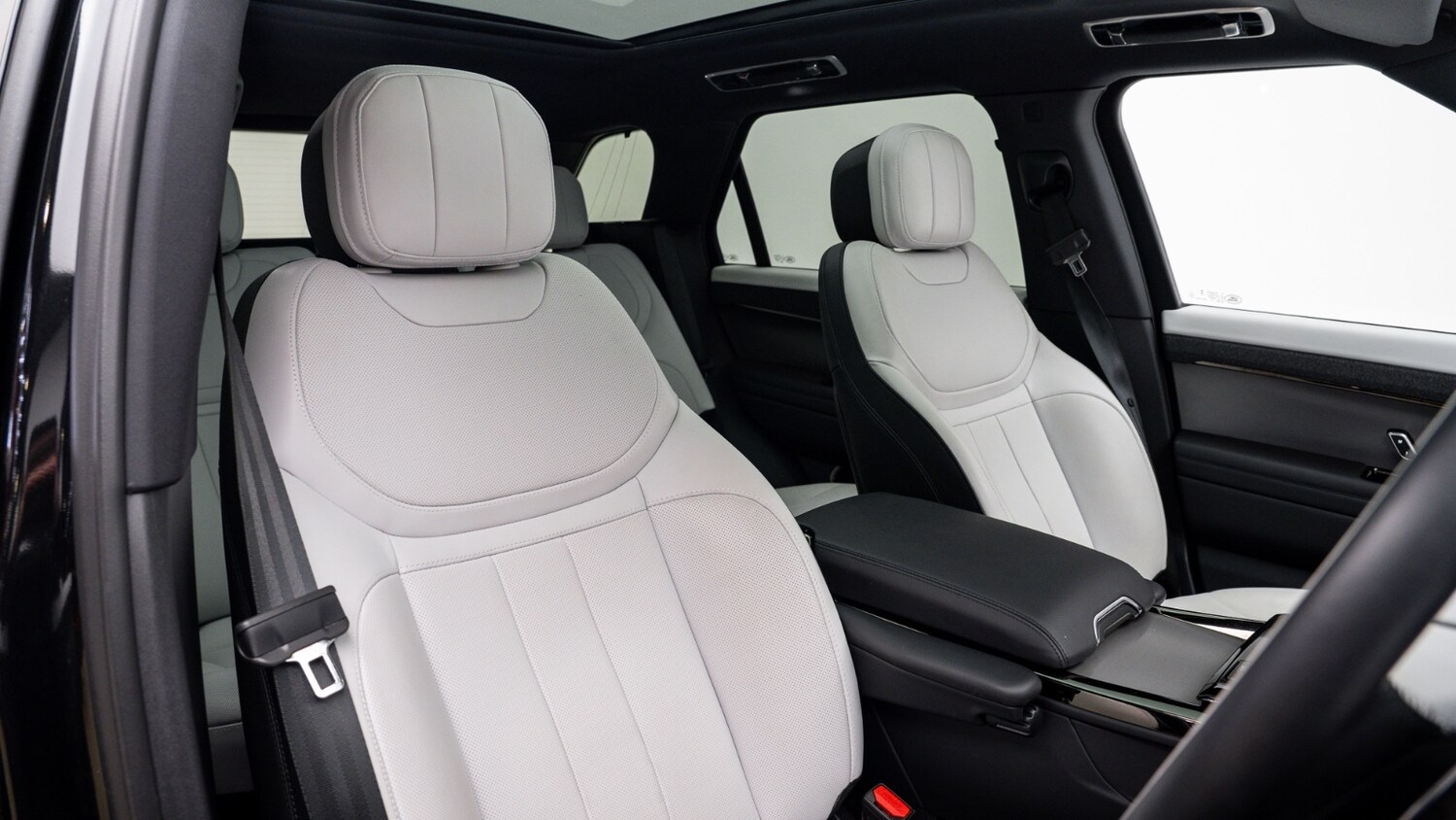 Used Land Rover Range Rover Sport 2025 for sale - 78074422: Photo 3