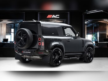 Used Land Rover Defender 2024 for sale - 78846809: Photo