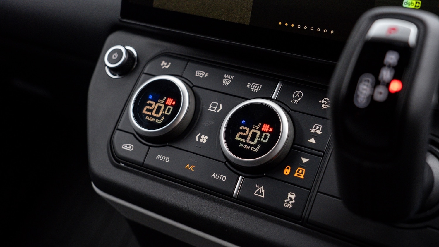 Used Land Rover Defender 2025 for sale - 77170486: Photo 17