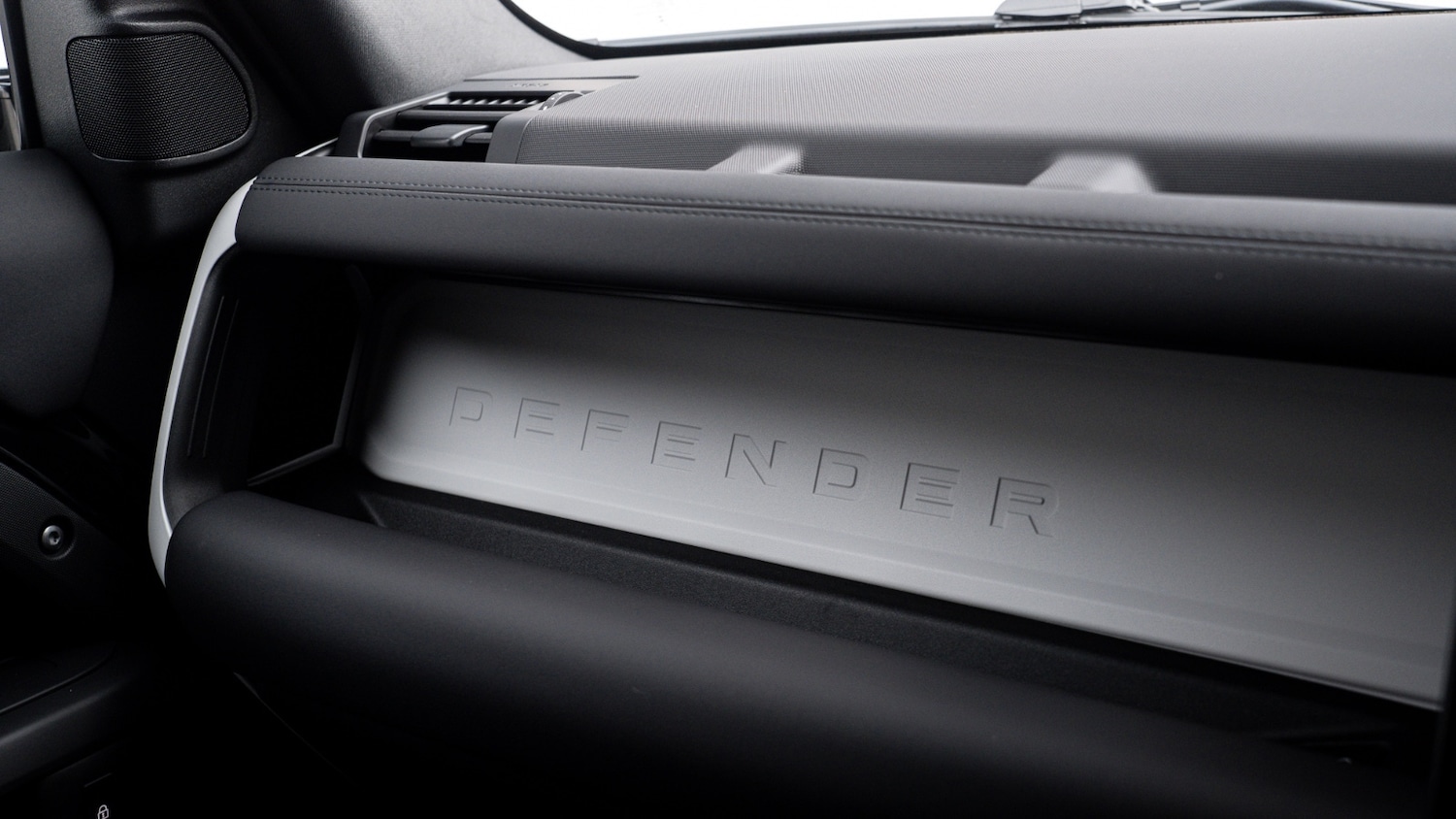 Used Land Rover Defender 2025 for sale - 77170486: Photo 20