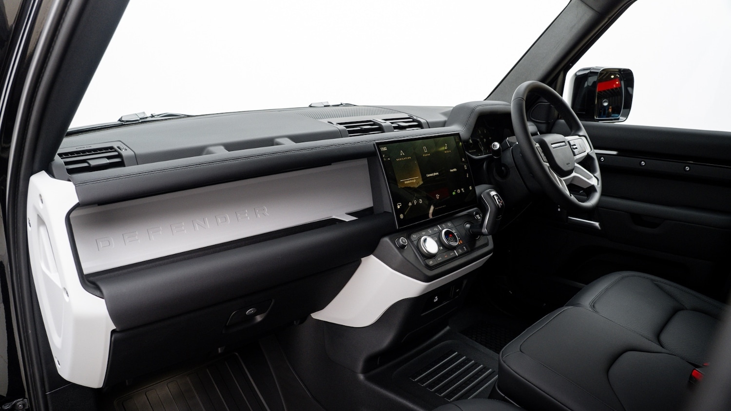 Used Land Rover Defender 2025 for sale - 77170486: Photo 24