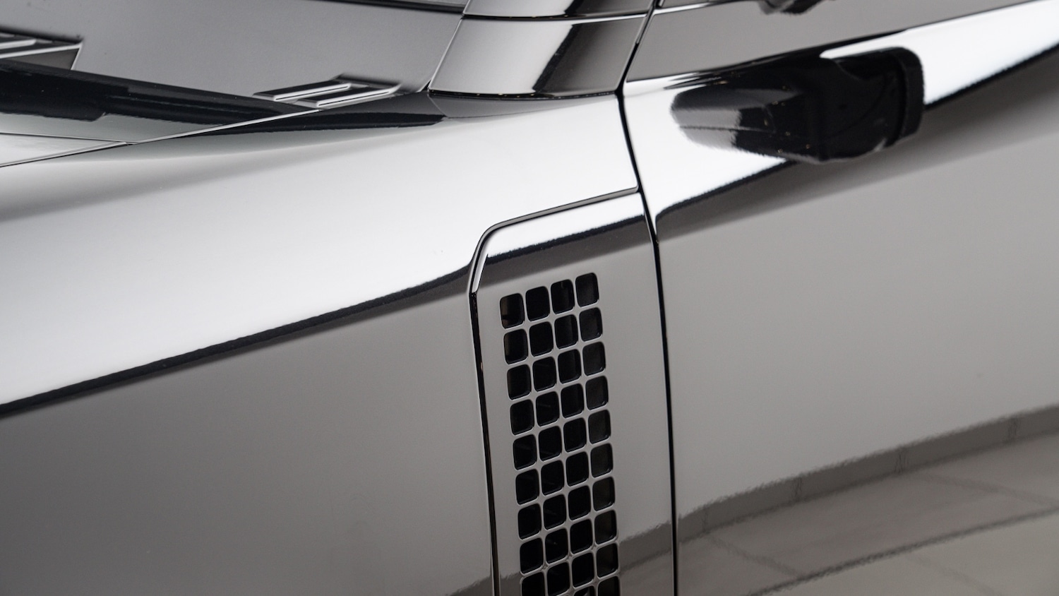 Used Land Rover Defender 2025 for sale - 77170486: Photo 32