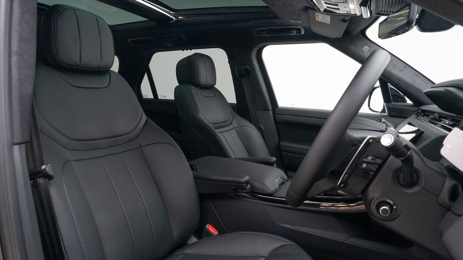 Used Land Rover Range Rover Sport 2025 for sale - 77261492: Photo 3