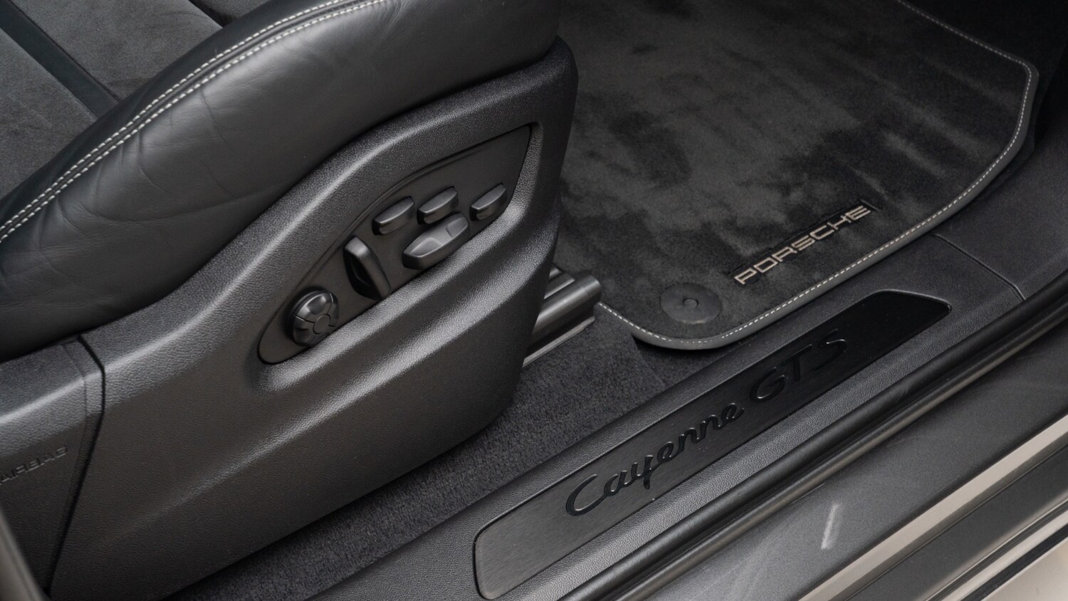 Used Porsche Cayenne 2022 for sale - 78211948: Photo 23