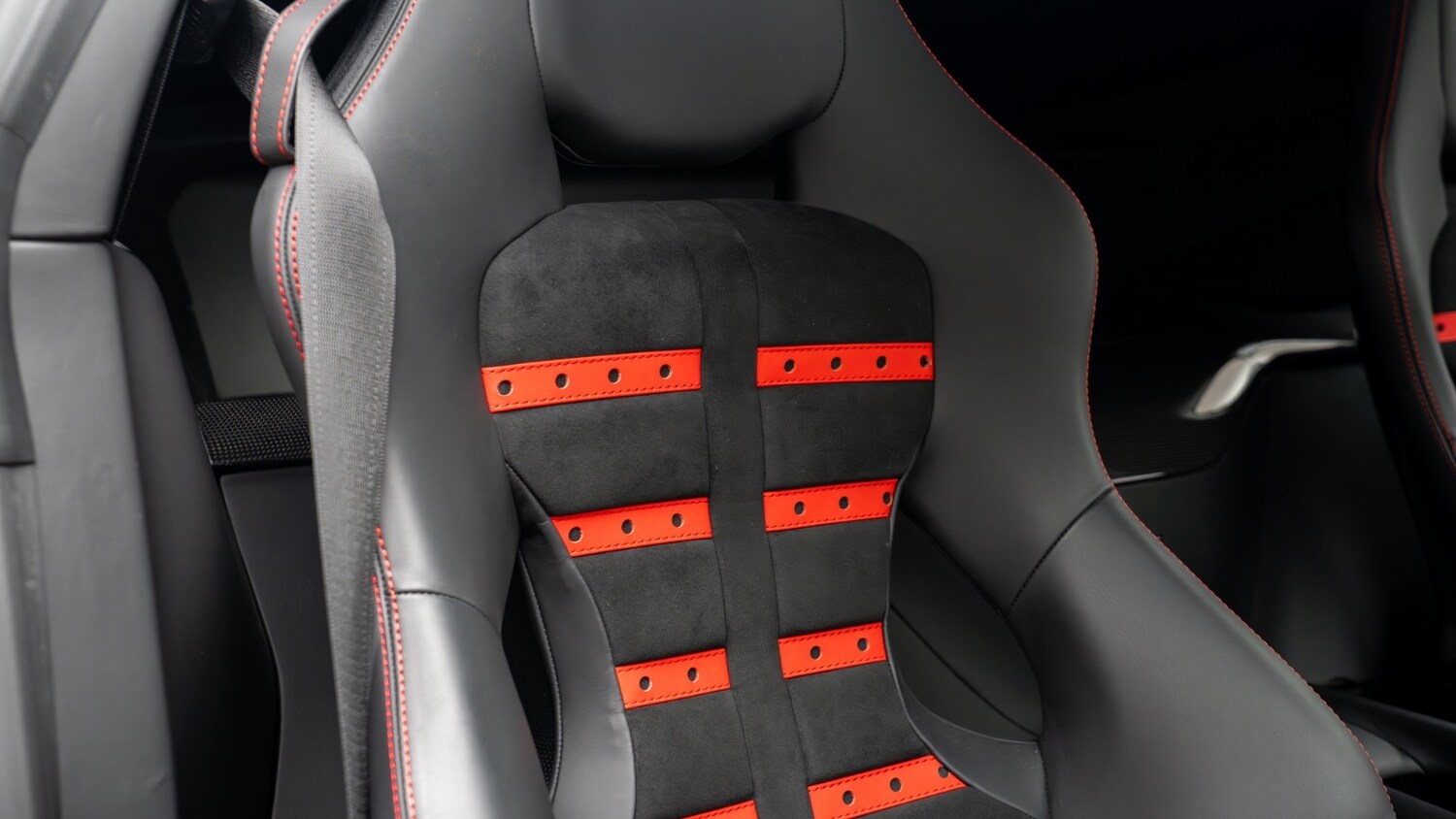 Used Ferrari 812 Superfast 2022 for sale - 77934397: Photo 13