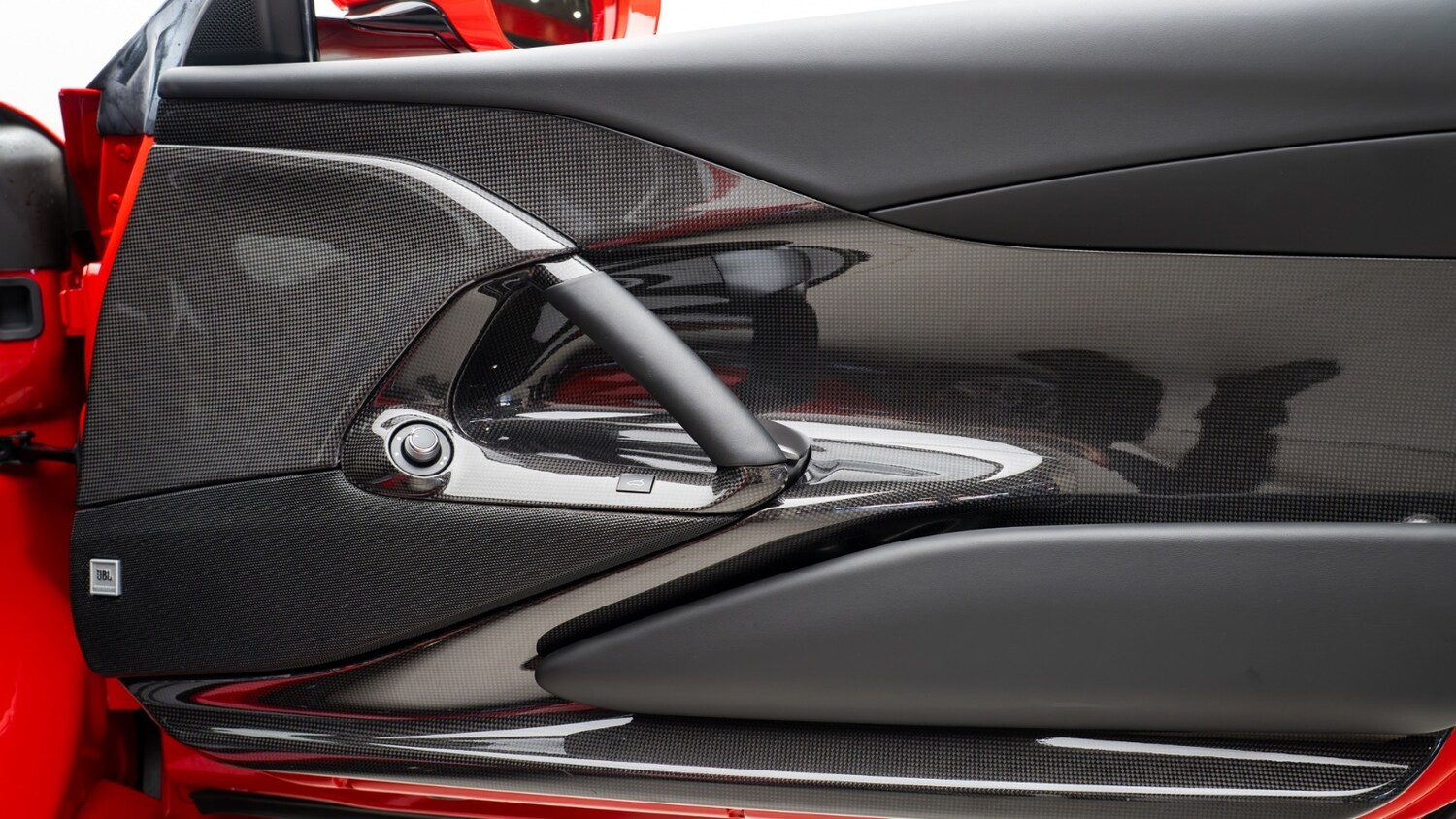 Used Ferrari 812 Superfast 2022 for sale - 77934397: Photo 16