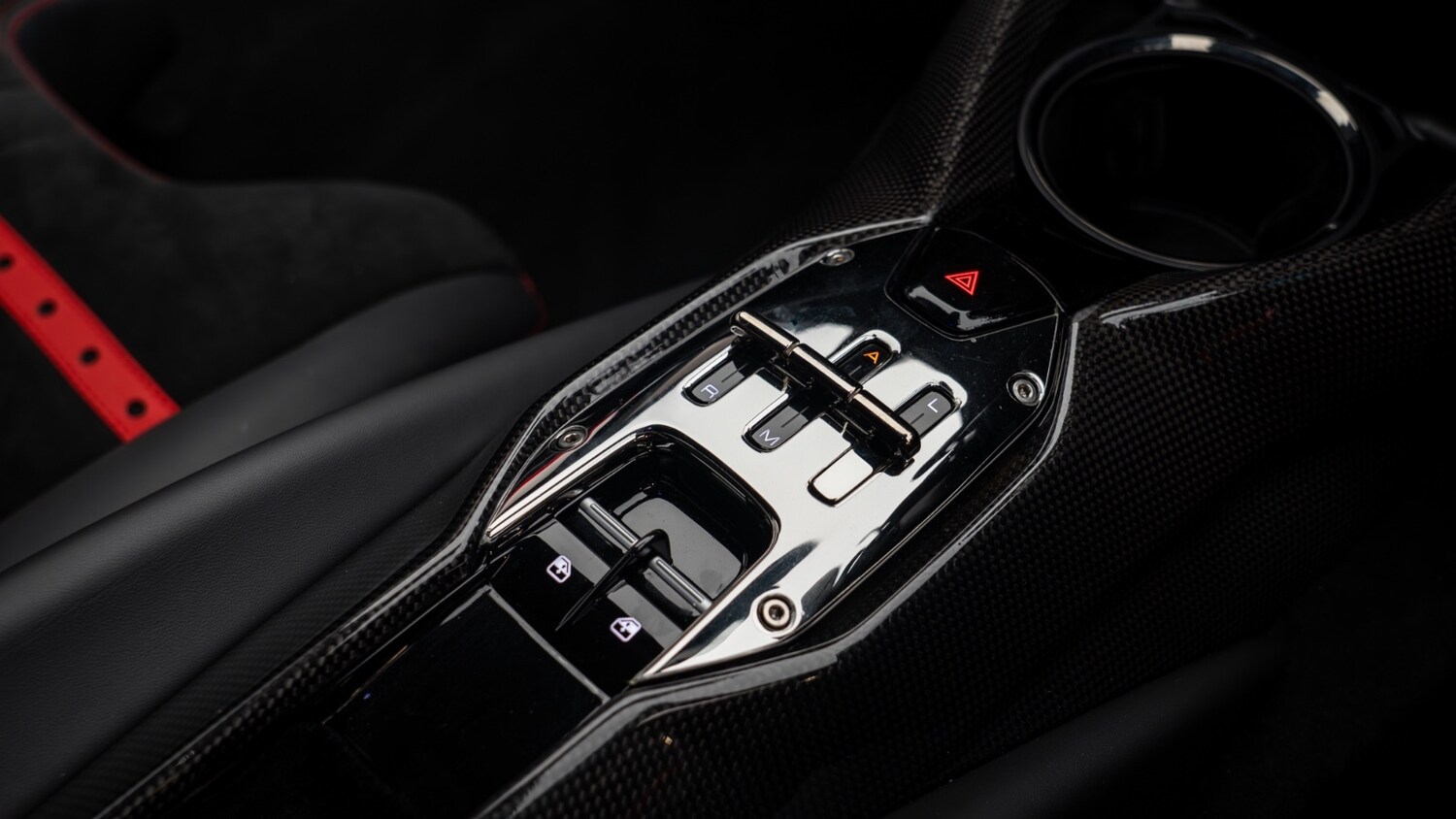 Used Ferrari 812 Superfast 2022 for sale - 77934397: Photo 38