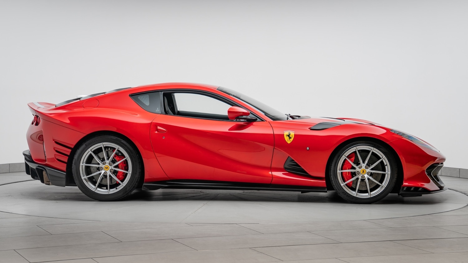 Used Ferrari 812 Superfast 2022 for sale - 77934397: Photo 6