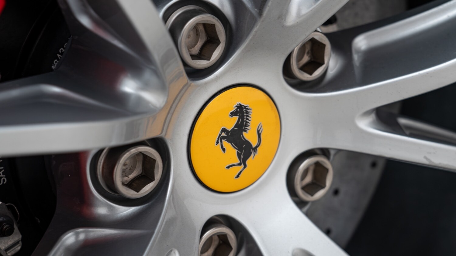 Used Ferrari 812 Superfast 2022 for sale - 77934397: Photo 78