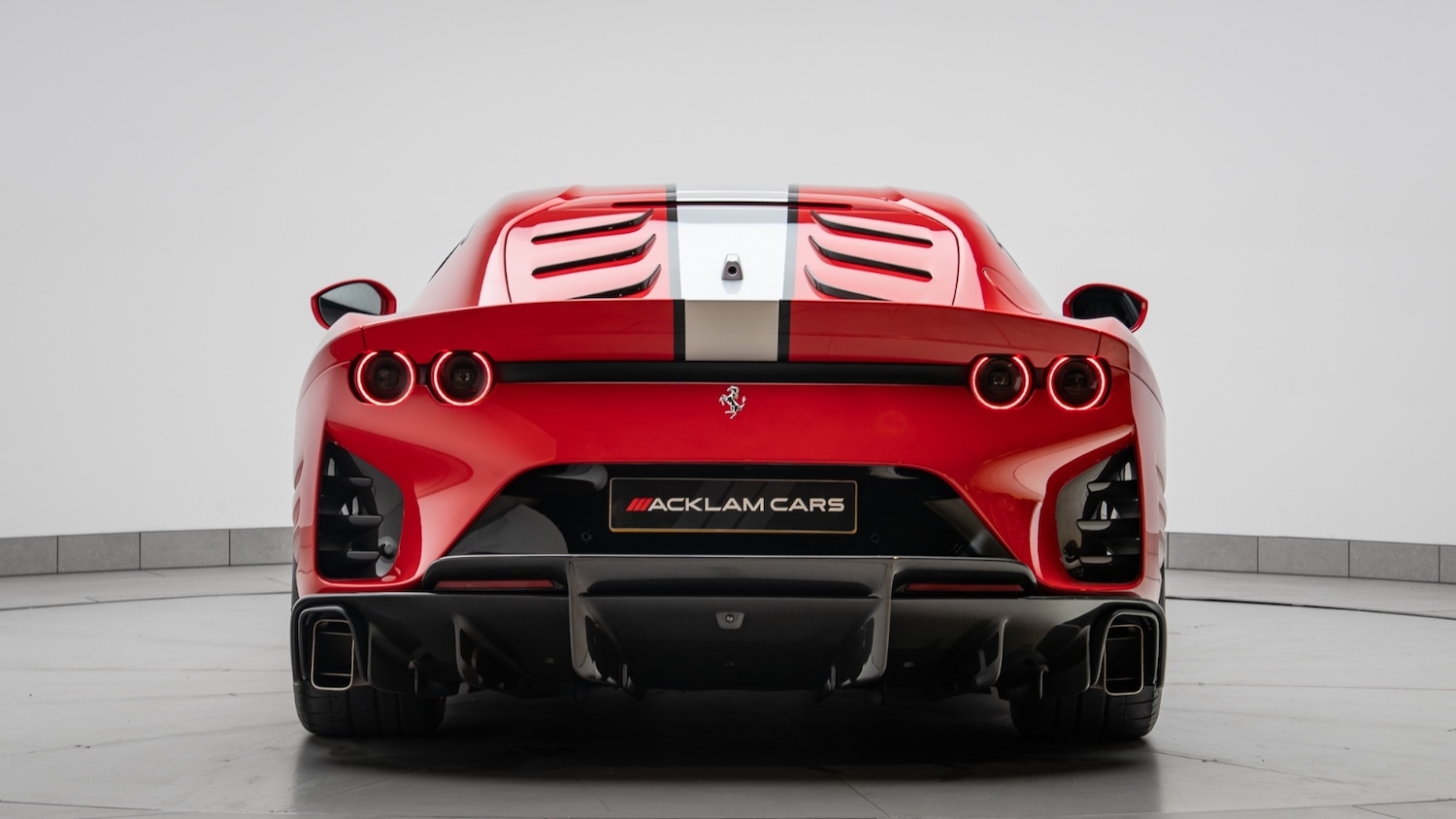 Used Ferrari 812 Superfast 2022 for sale - 77934397: Photo 8