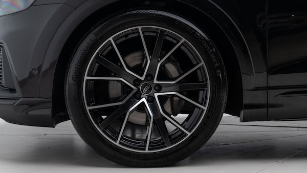 Used Audi Q8 2023 for sale - 76140428: Photo 10