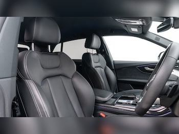 Used Audi Q8 2023 for sale - 76140428: Photo 3