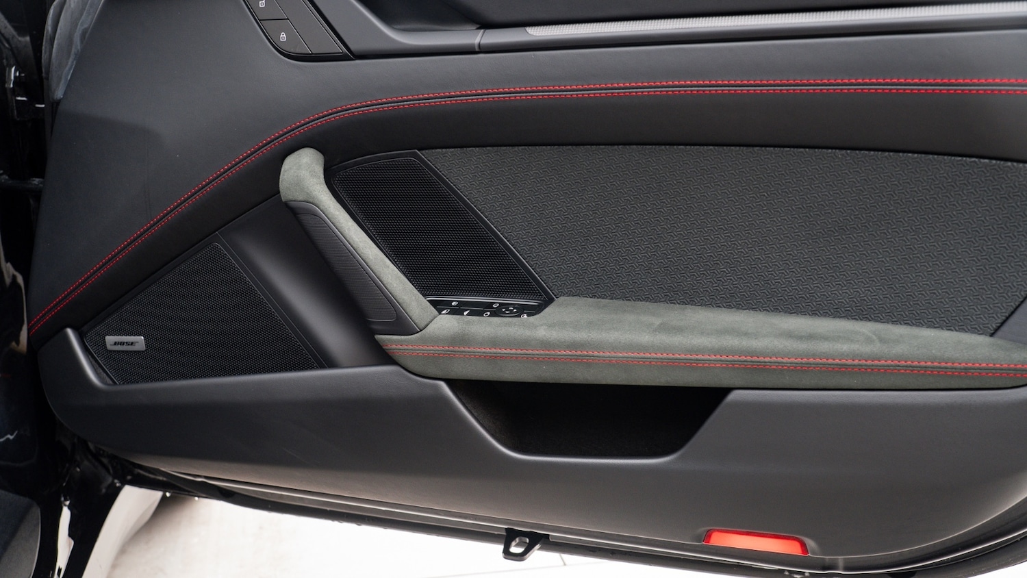 Used Porsche 911 2025 for sale - 77917903: Photo 34