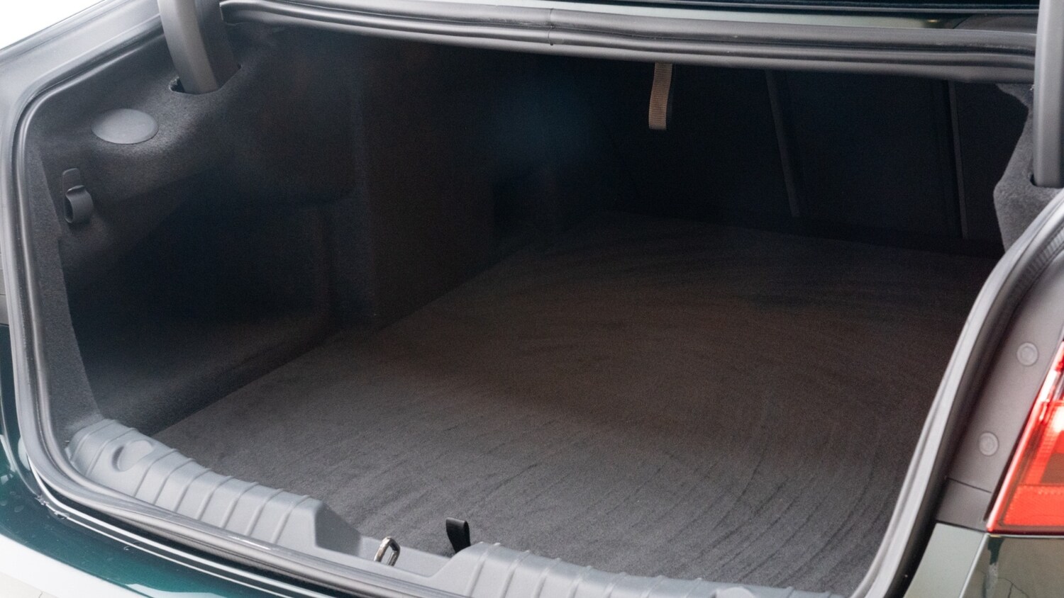 Used Jaguar XF 2023 for sale - 77648122: Photo 9