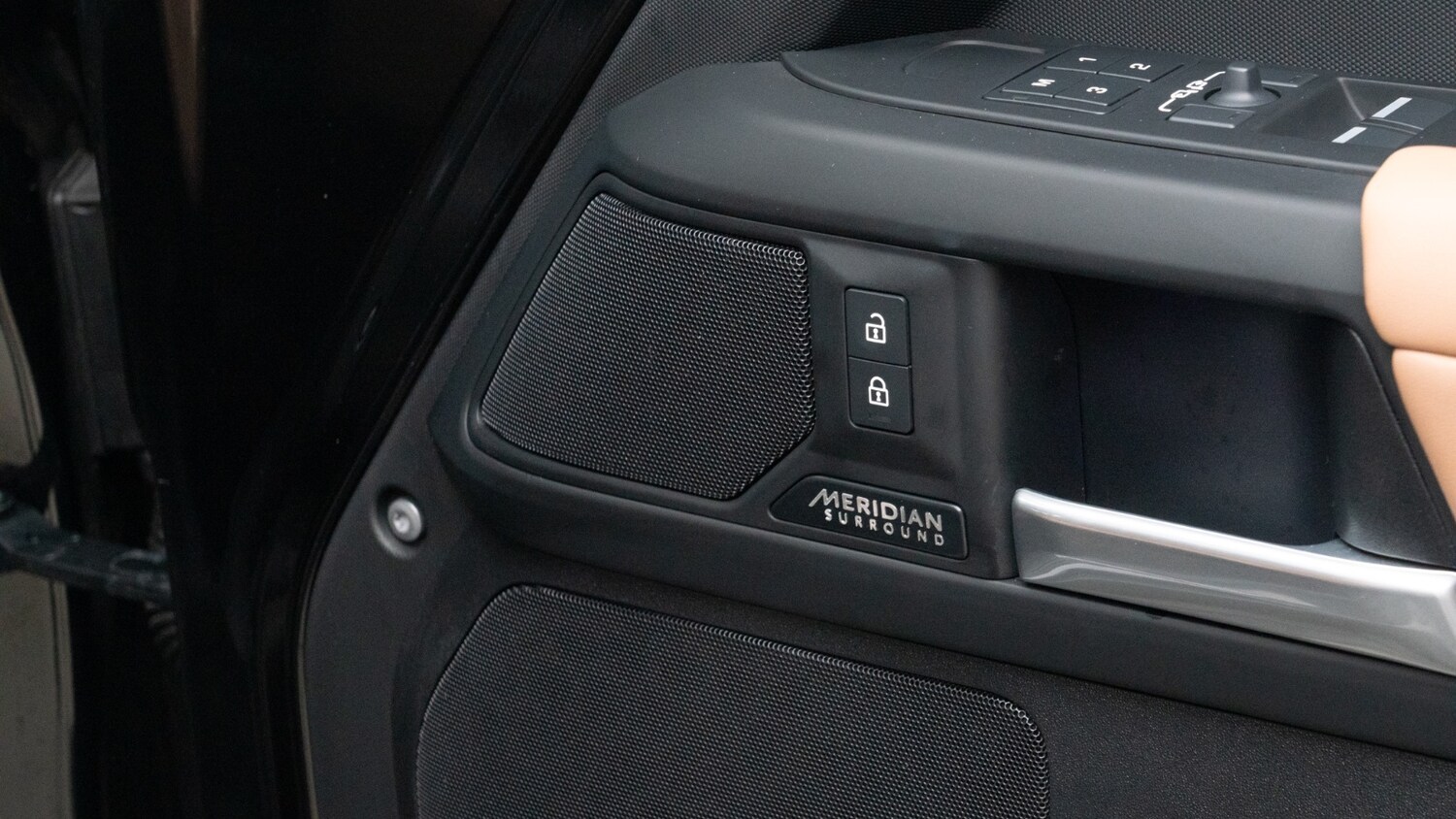 Used Land Rover Defender 2024 for sale - 77685686: Photo 20