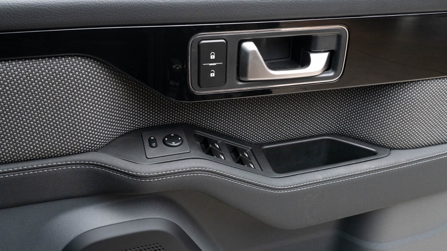 Used INEOS Grenadier 2023 for sale - 76709352: Photo 32