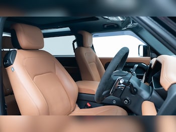 Used Land Rover Defender 2022 for sale - 78198983: Photo