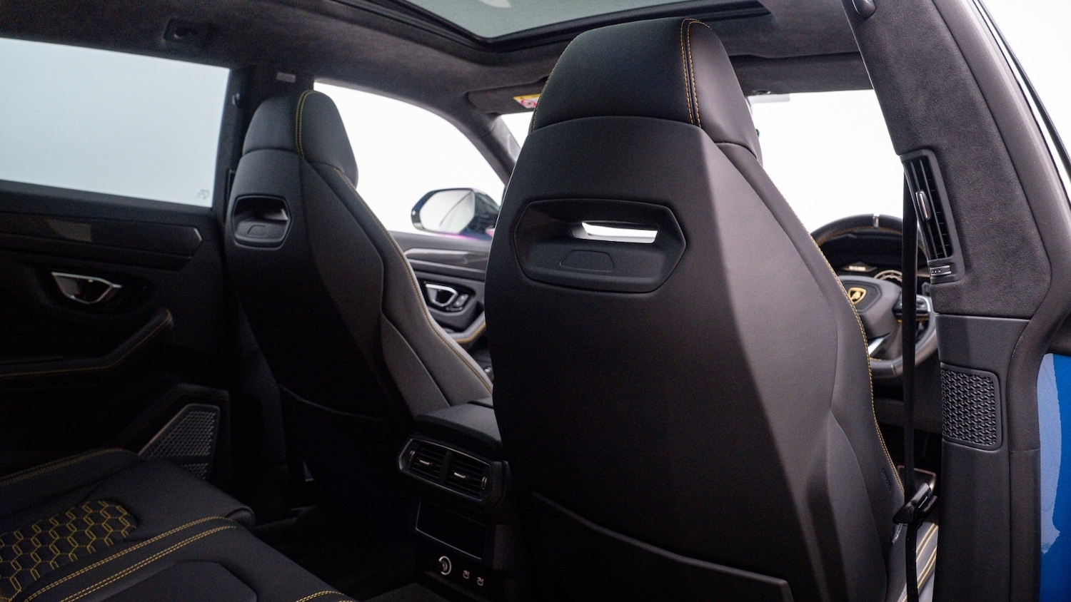 Used Lamborghini Urus 2023 for sale - 76888826: Photo 23