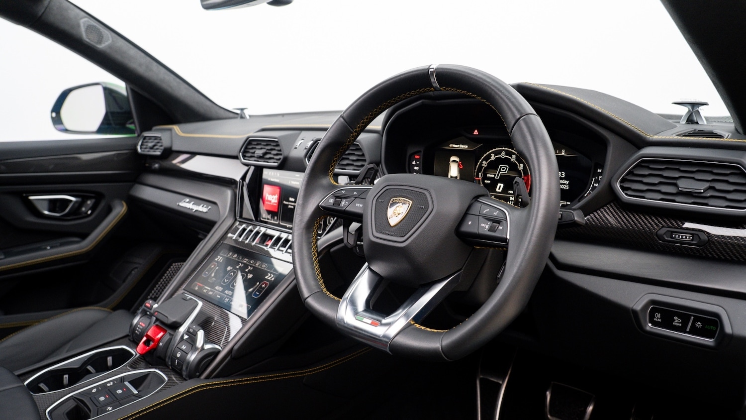 Used Lamborghini Urus 2023 for sale - 76888826: Photo 38