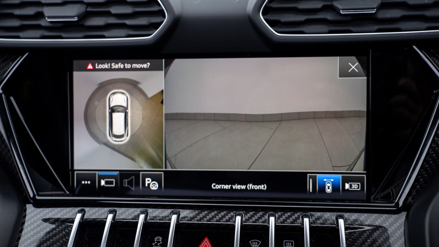 Used Lamborghini Urus 2023 for sale - 76888826: Photo 48