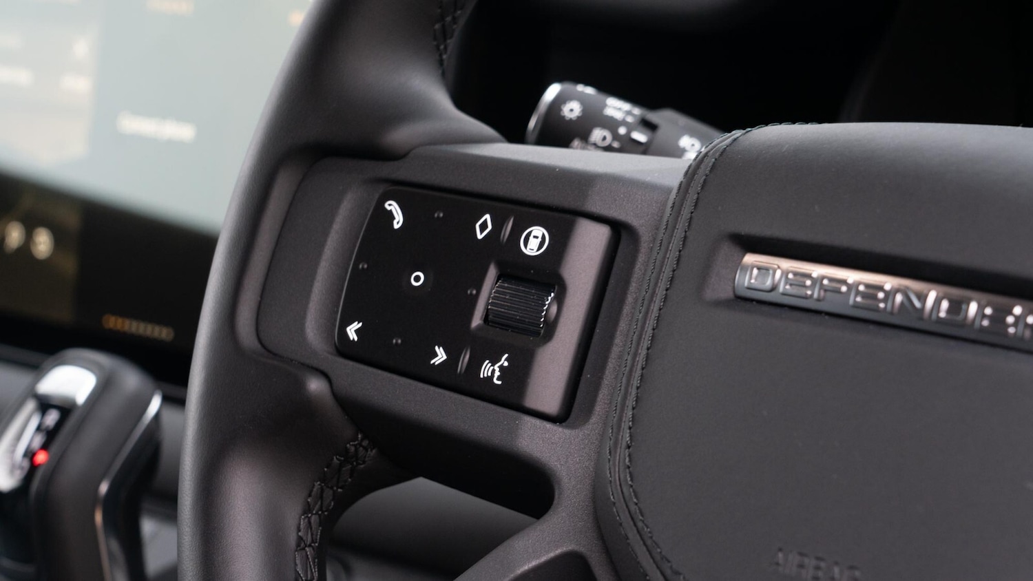 Used Land Rover Defender 2025 for sale - 76750166: Photo 14