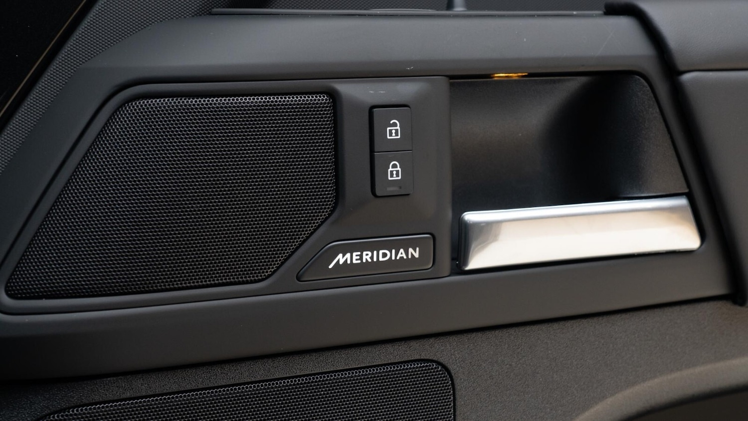 Used Land Rover Defender 2025 for sale - 76750166: Photo 27