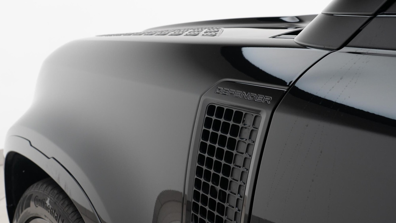 Used Land Rover Defender 2025 for sale - 76750166: Photo 30