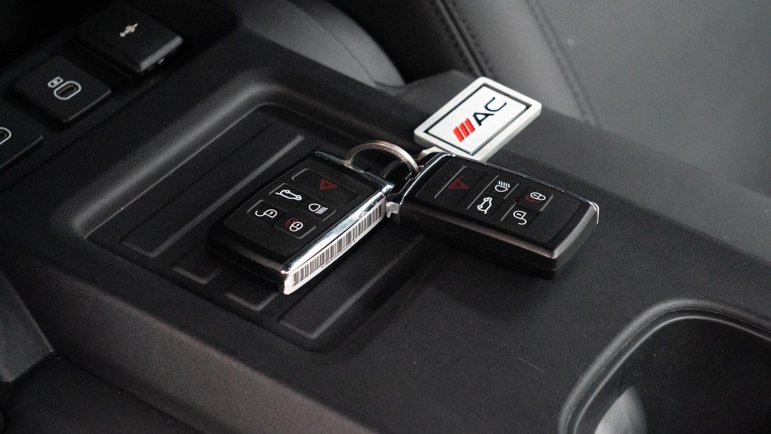 Used Land Rover Defender 2025 for sale - 76750166: Photo 31