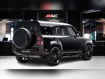 Used Land Rover Defender 2024 for sale - 78846775: Photo