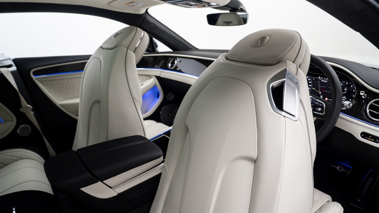 Used Bentley Continental 2024 for sale - 77848048: Photo 11