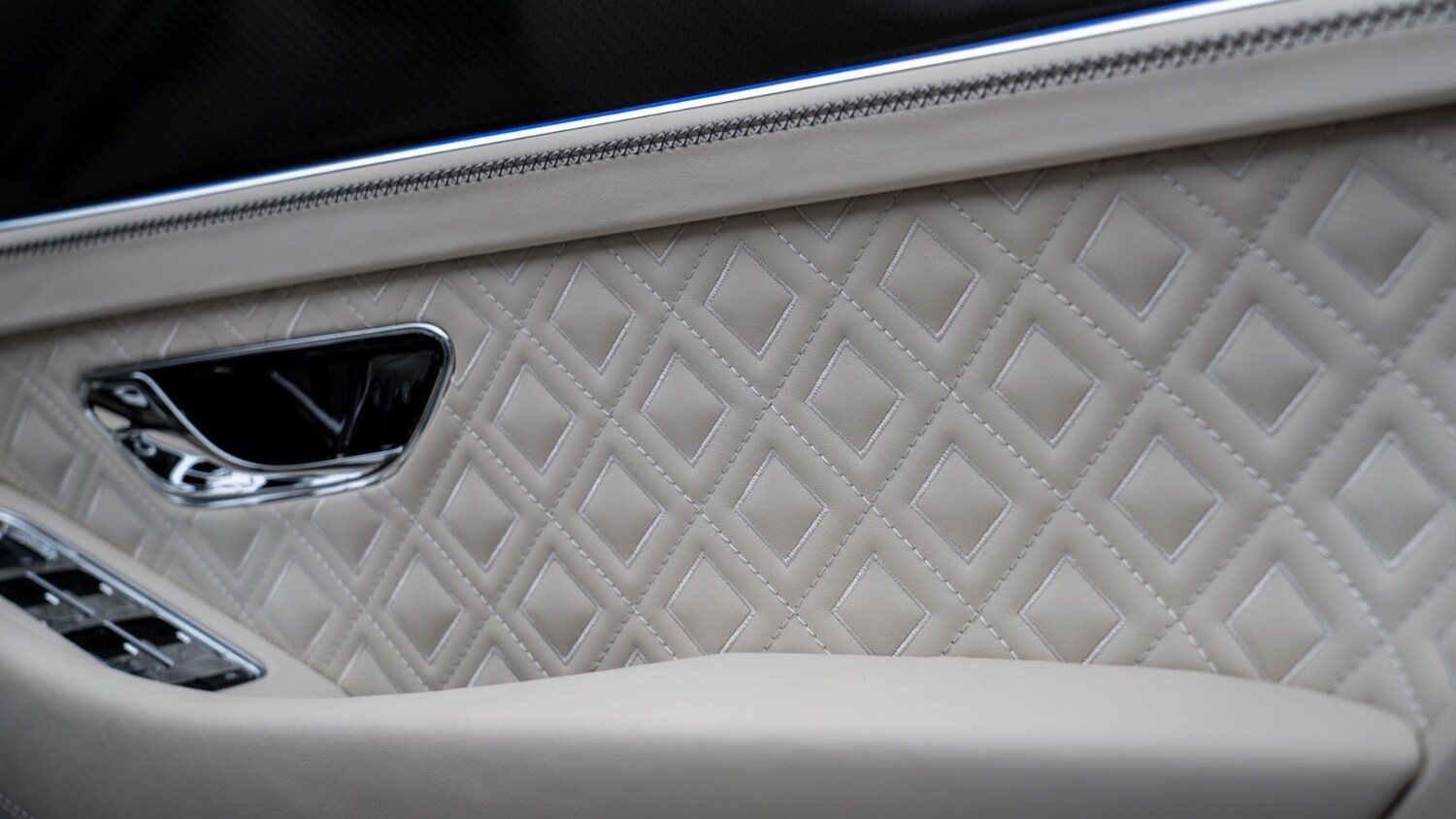 Used Bentley Continental 2024 for sale - 77848048: Photo 28