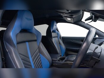 Used Aston Martin DBX 2023 for sale - 76615259: Photo