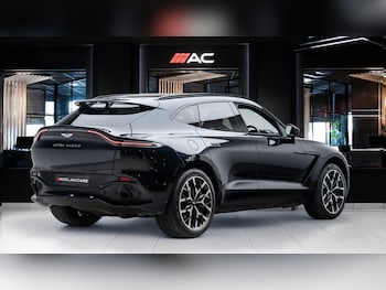 Used Aston Martin DBX 2022 for sale - 79125711: Photo