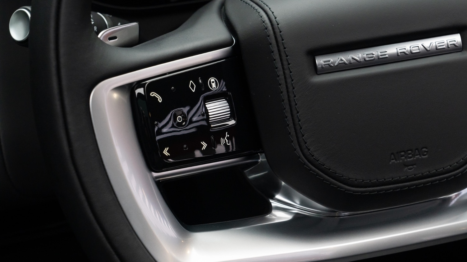 Used Land Rover Range Rover 2025 for sale - 76933168: Photo 13