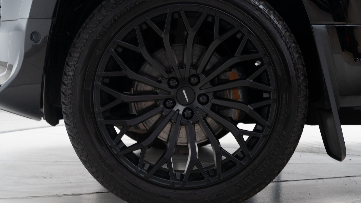 Used Land Rover Defender 2024 for sale - 76684169: Photo 13