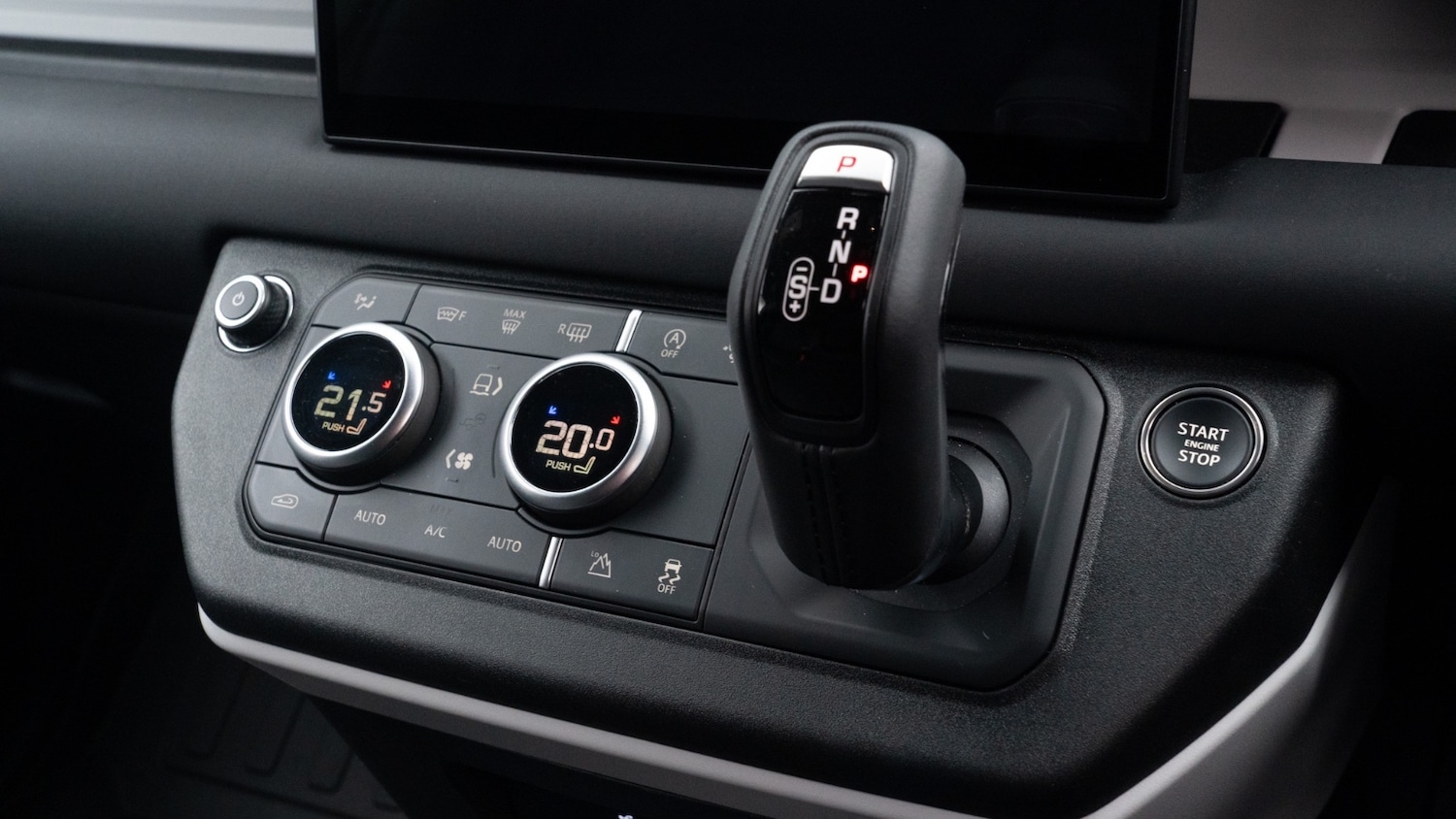 Used Land Rover Defender 2024 for sale - 76684169: Photo 18