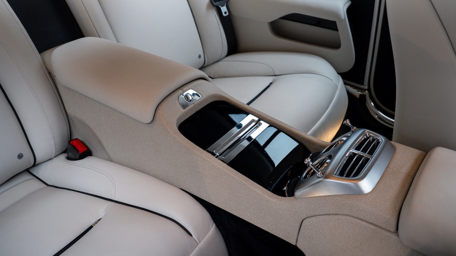 Used Rolls-Royce Wraith 2015 for sale - 77031406: Photo 12