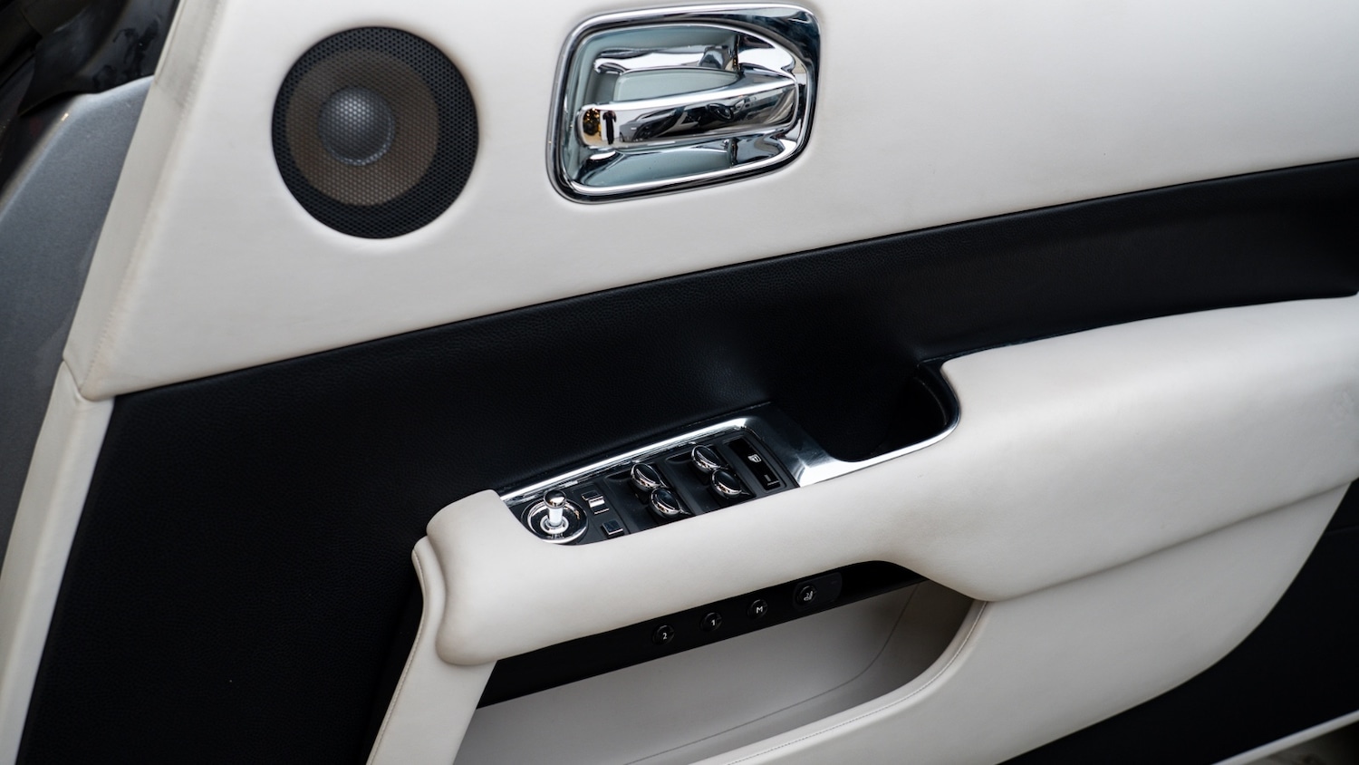 Used Rolls-Royce Wraith 2015 for sale - 77031406: Photo 22