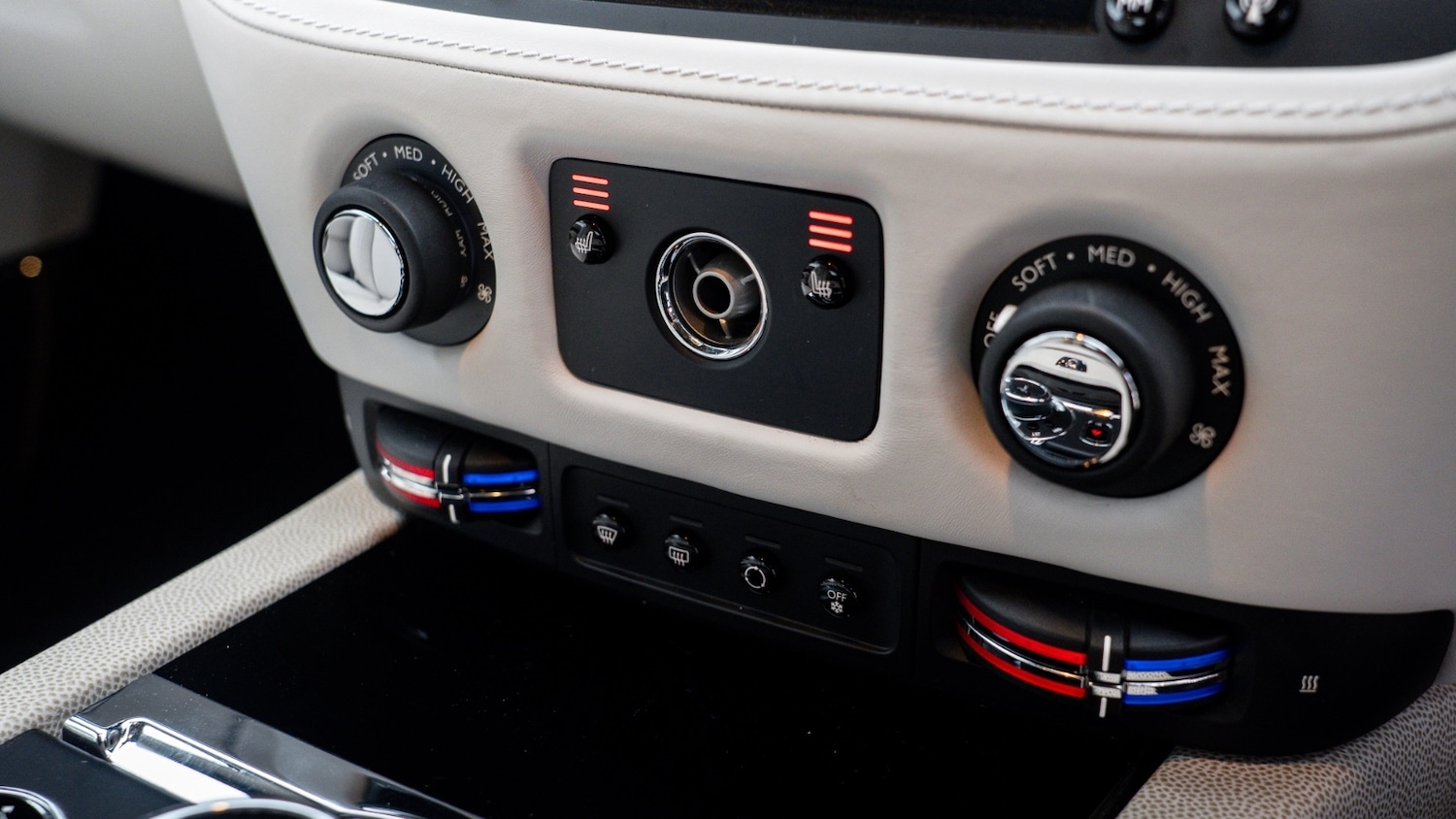 Used Rolls-Royce Wraith 2015 for sale - 77031406: Photo 26