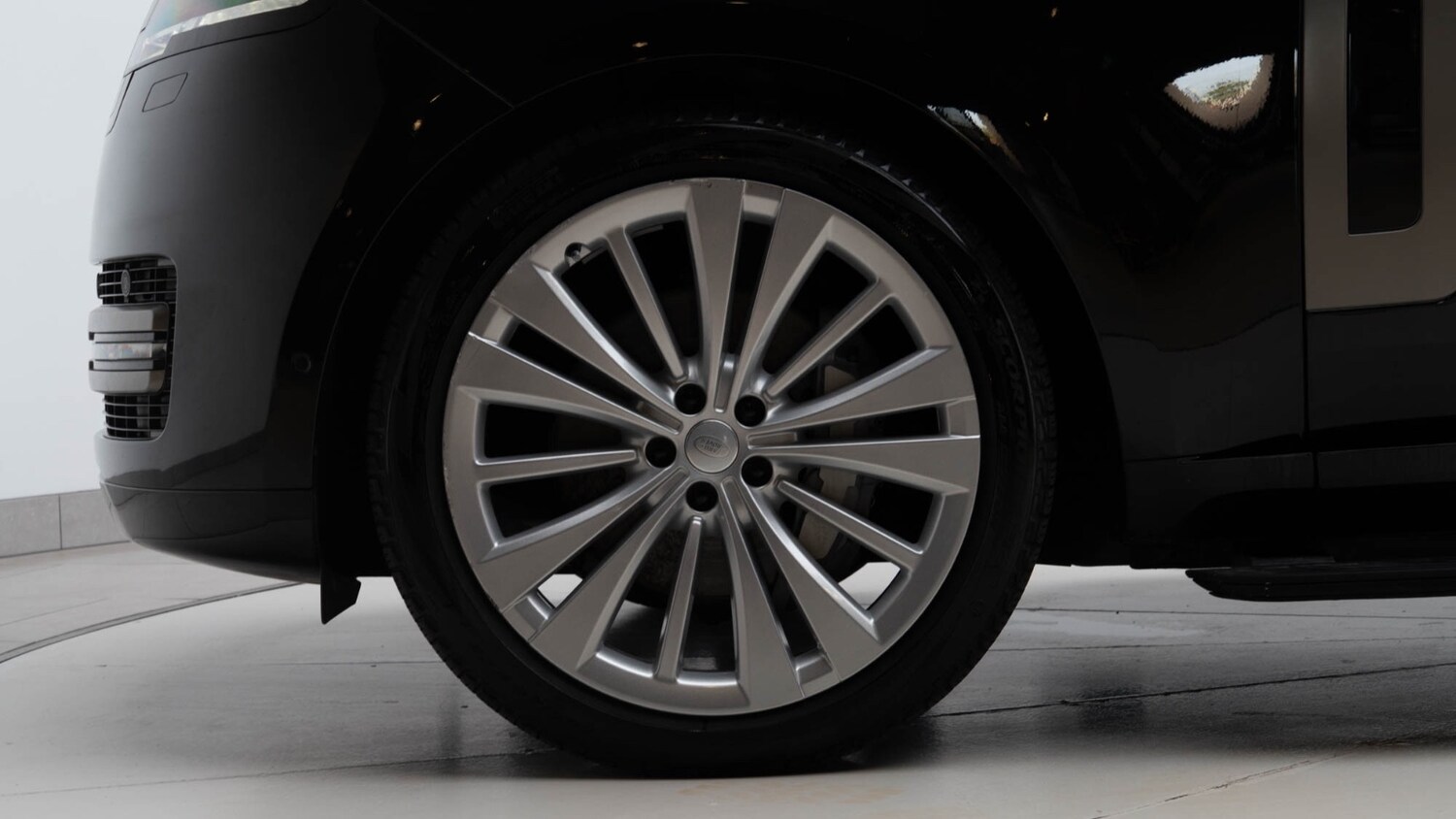 Used Land Rover Range Rover 2024 for sale - 76104175: Photo 10