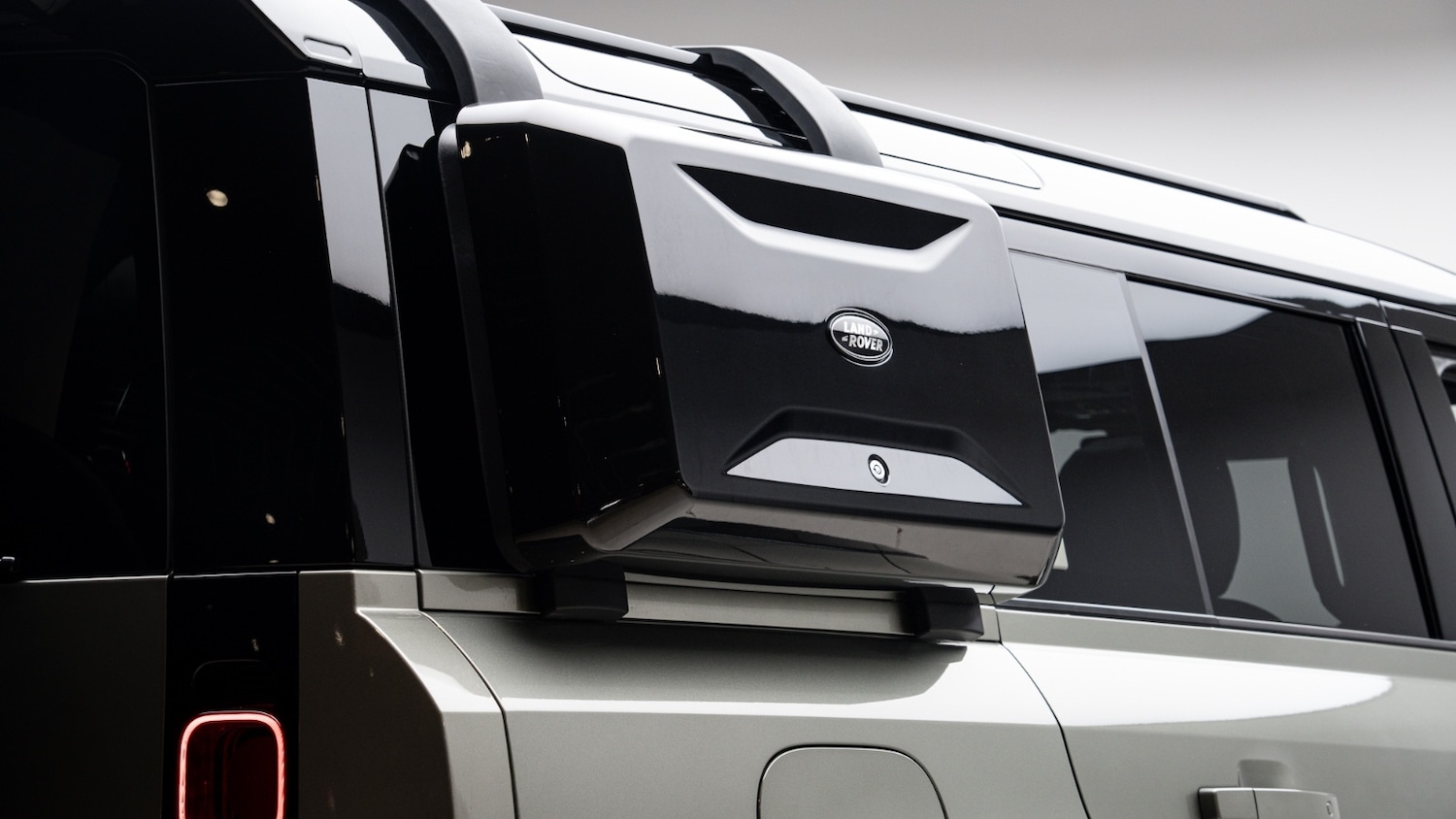 Used Land Rover Defender 2023 for sale - 77745790: Photo 46