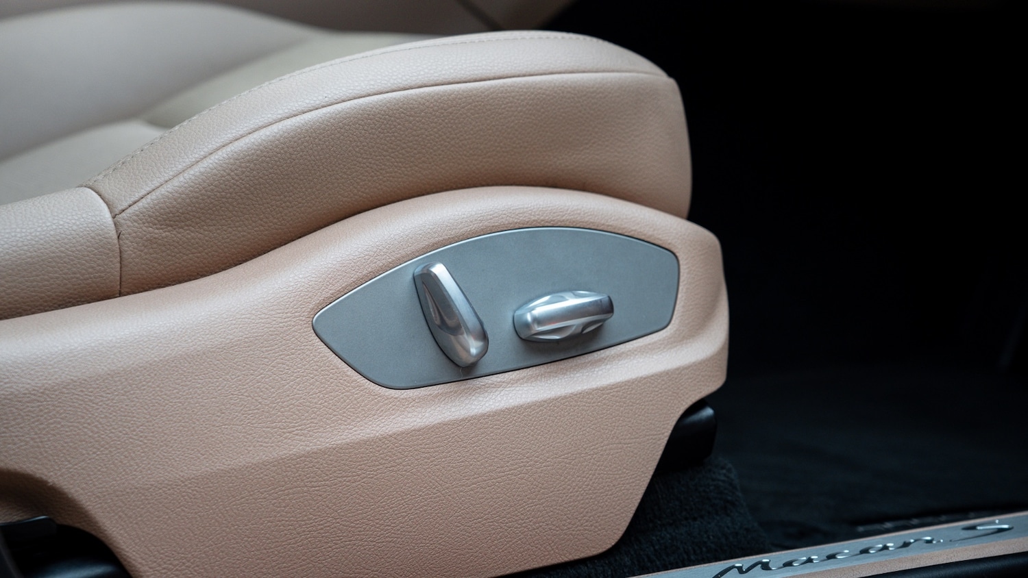 Used Porsche Macan 2022 for sale - 77145877: Photo 22