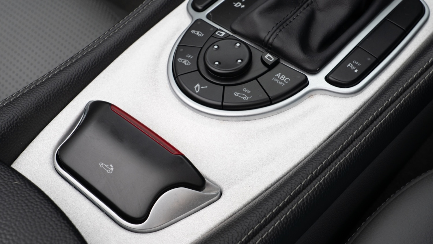 Used Mercedes-Benz SL 2004 for sale - 76124263: Photo 20